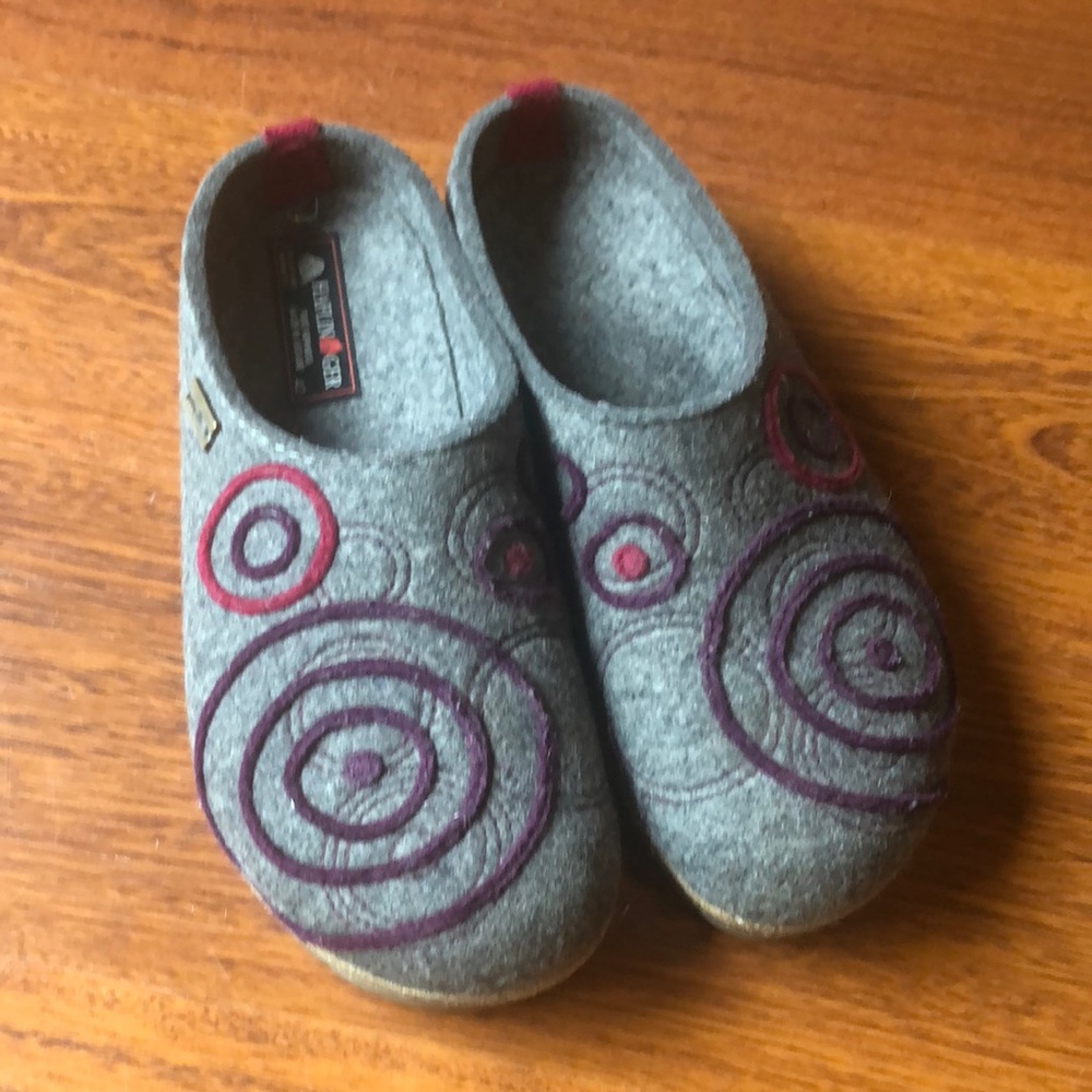 Halflinger pure wool shoes.